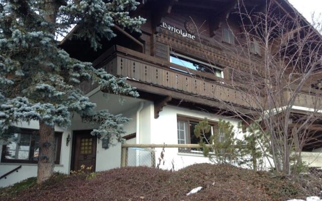 Отель Big Luxurious Chalet in Schönried вид на фасад