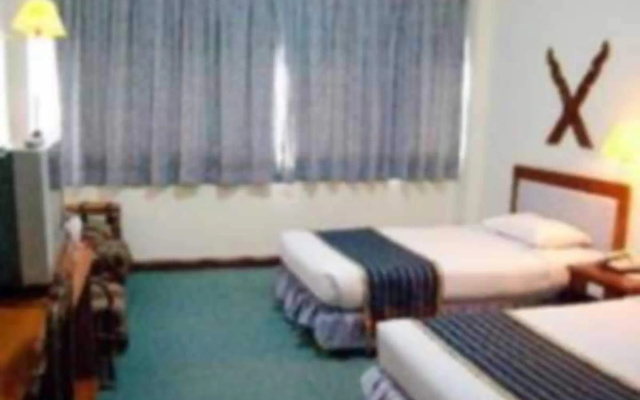 Mae Yom Palace Hotel