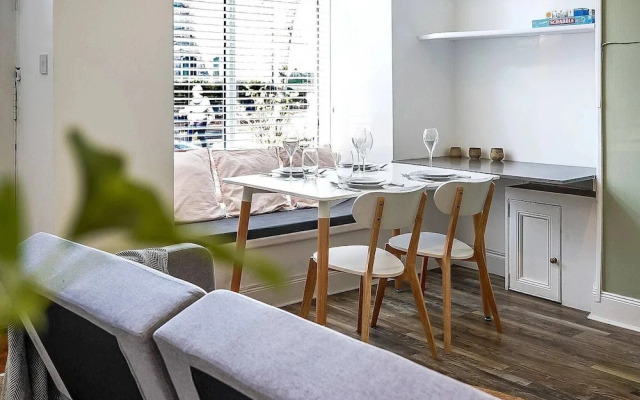 Modern - 2BR Flat Near Easter Road Stadium