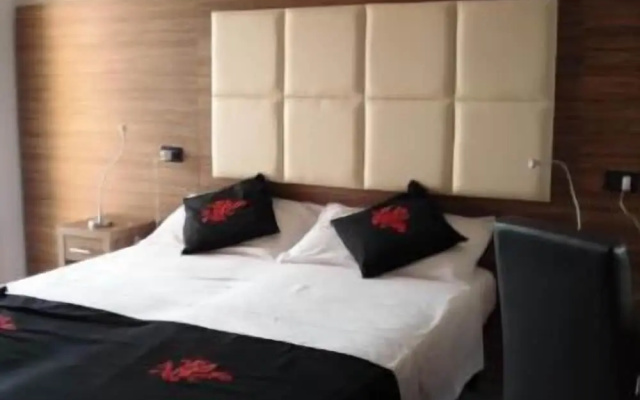Hotel Alba