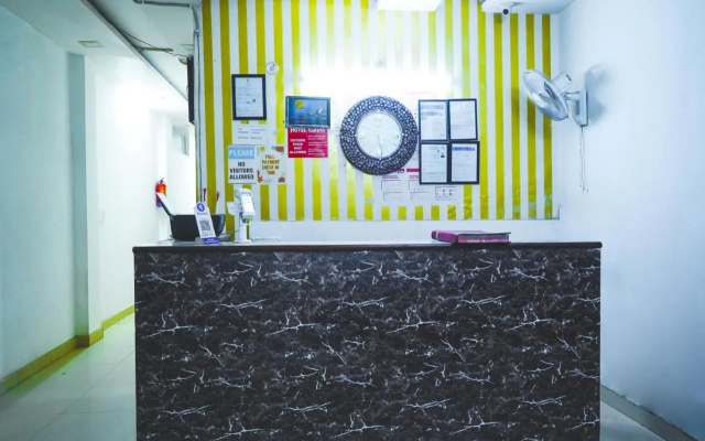 Hotel Cladis - Noida Sector 15 by OYO