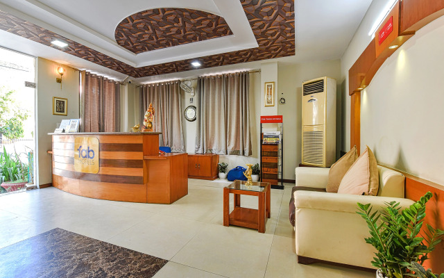 Fabhotel Royal Residency