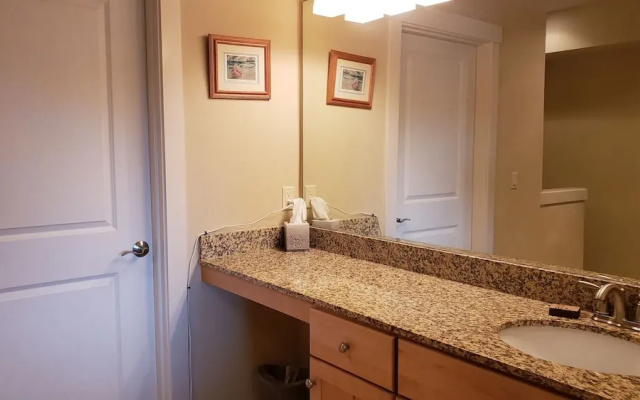Riverview 2 Bedroom Condo