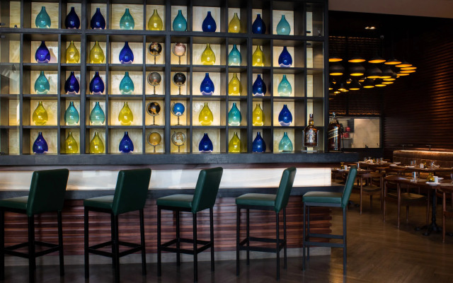 Lemon Tree Premier City Center Gurugram