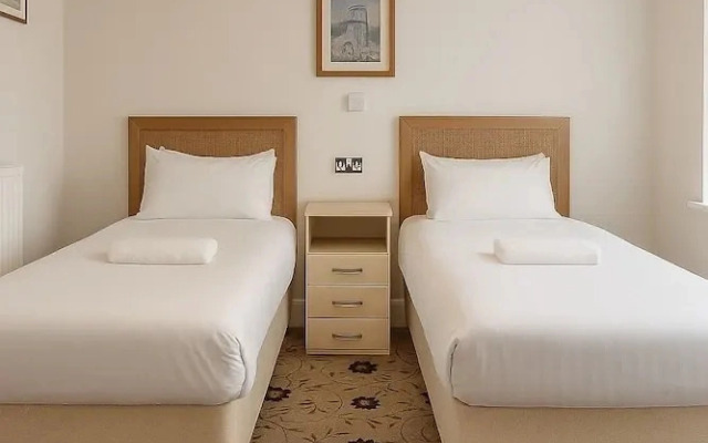 The Queens Road Hotel