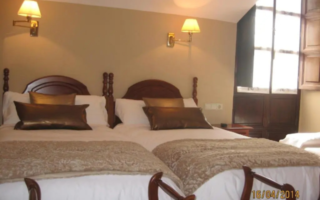 Hotel Entremontes