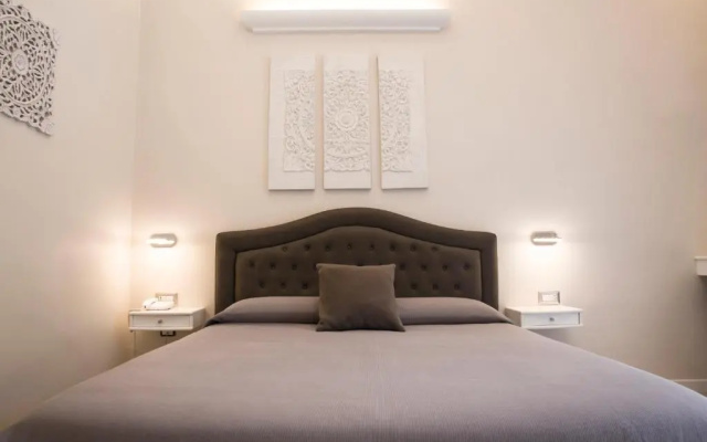 Royal Rooms Luxury Suite