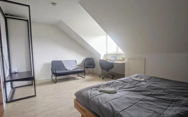 Über den Dächern von Kirchheim, Modernes Apartment