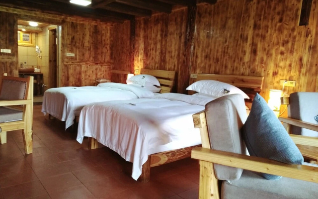Lost World Sanjiang Guest House