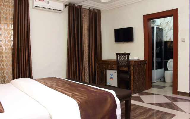 E-Suite Hotel
