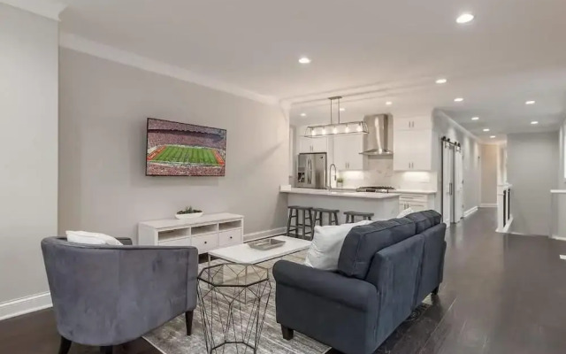 Luxury Modern Harrison West Townhome