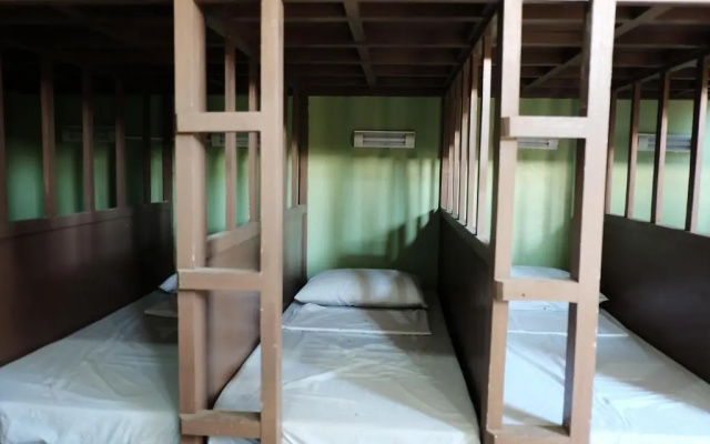 Malapascua Budget Inn