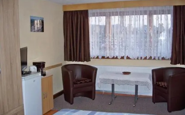 Ferienzimmer-Hamisch-inklusive-Fruehstueck