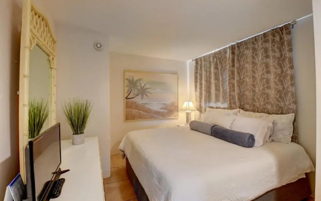 Tropic Isle Beach Resort