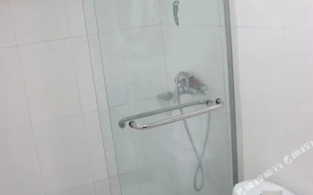 Kaiyue Business Hotel Hanjiang