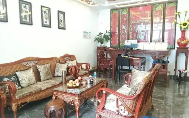 Lingshan Wangling Chinese Inn