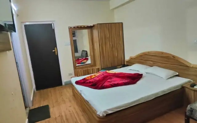 Hotel Amar Palace