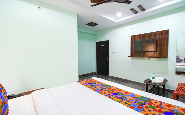 Fabhotel Anoos