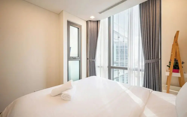 The Emerald Suites at Landmark 81