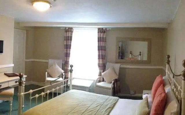 George Hotel