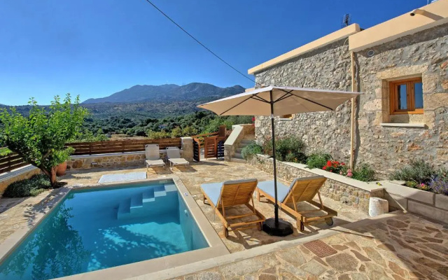 Villa Vicilla by MediterraneanVillas
