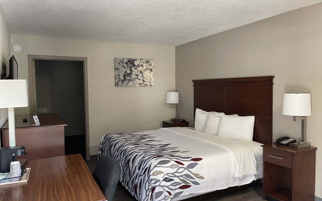 Red Roof Inn LaGrange