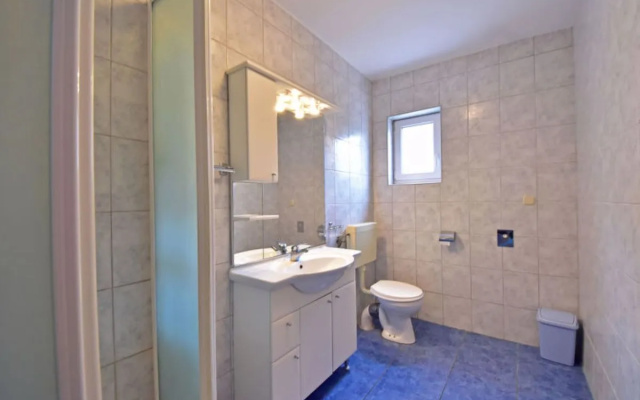 Apartment Delfin Karlobag 22189