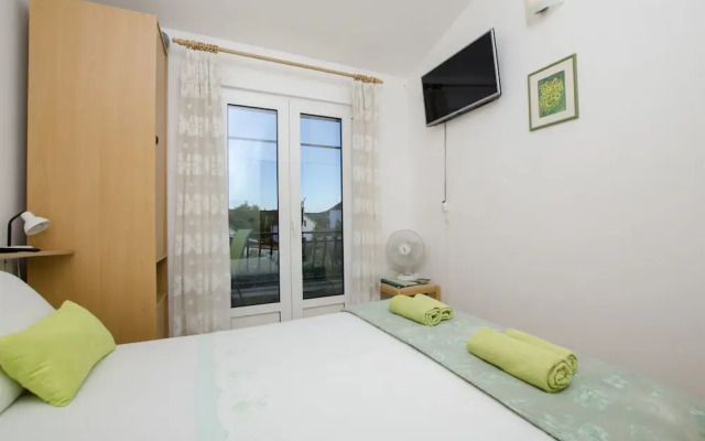 Apartments Oliva