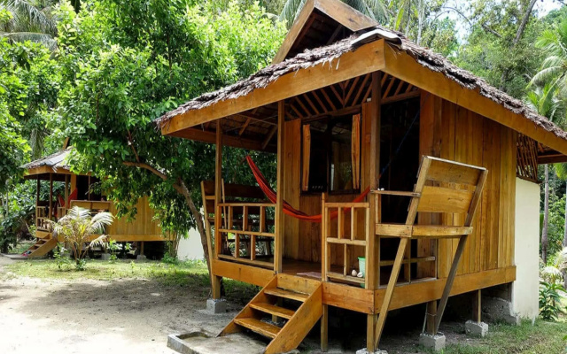 Harmony Bay Resort and Dive Center