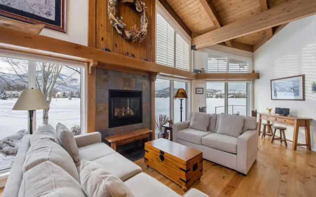 Lakeview Home 2001
