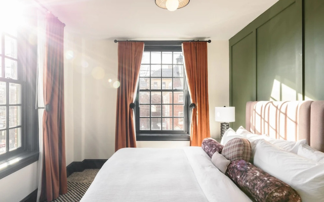 Hotel Thaxter