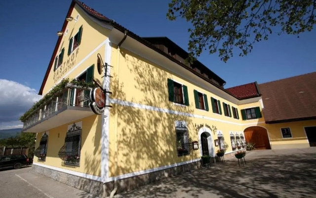 Gasthof Schlosstoni
