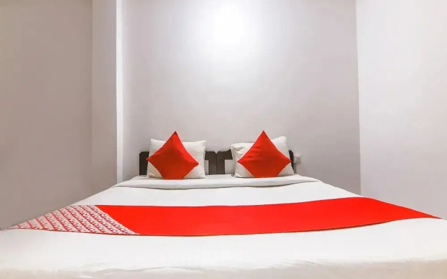 Frank Guest House by OYO Rooms