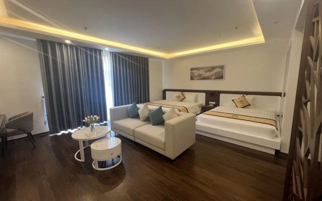 Luxury Hotel