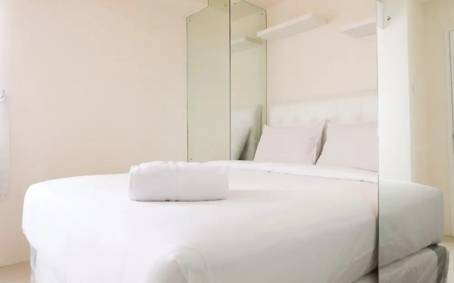 Comfort 2BR at Bassura City Cipinang Apartment