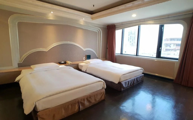 The First Plaza Hotel