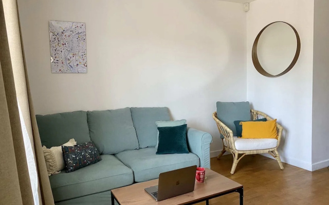 Family/modern 4 People With Netflix -15 min Walk From Center