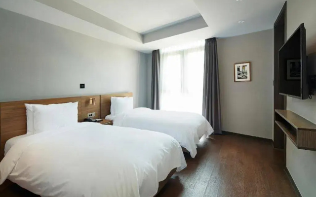 HOMES Red Myeongdong