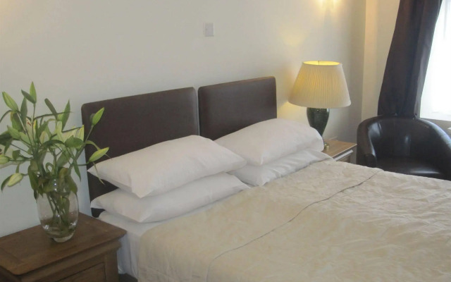 Old Mill Hotel & Lodge