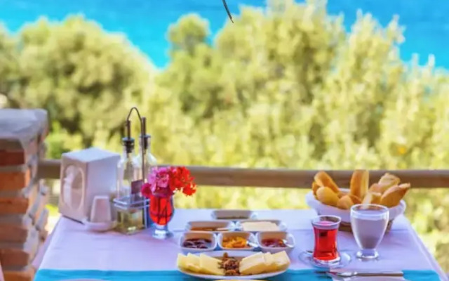 Almond Bungalow Hotel