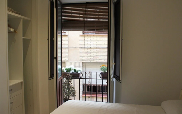 Las Rejas Apartment