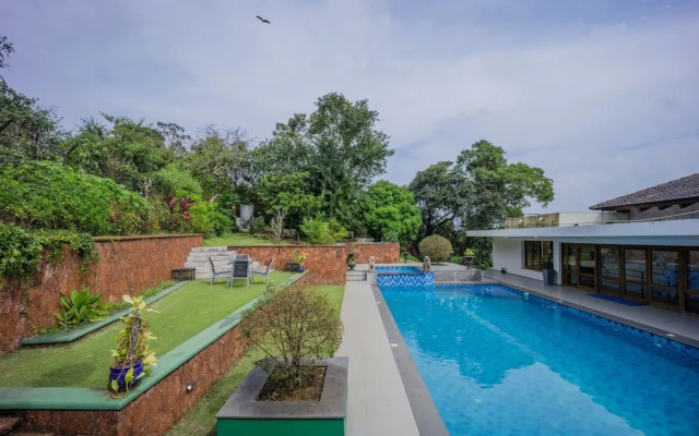 Hilltop Villa With Pool River View Whitehouse