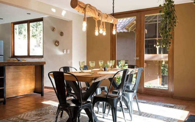 w Peaceful 2BR Riverside Villa in Sacred Valley