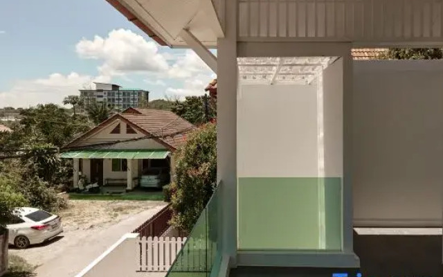 Modern Villa Breeze - 10 Minutes Walk To The Beach