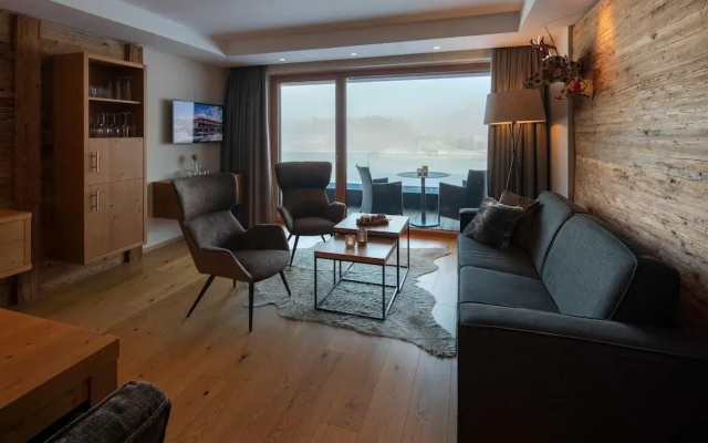 Luxurious Apartment on the Golf Course