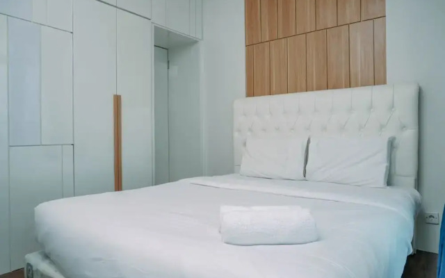 Exclusive 1BR at Puri Orchard Apartment in Strategic Location