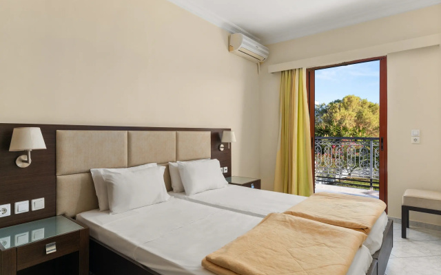 Eleana Hotel