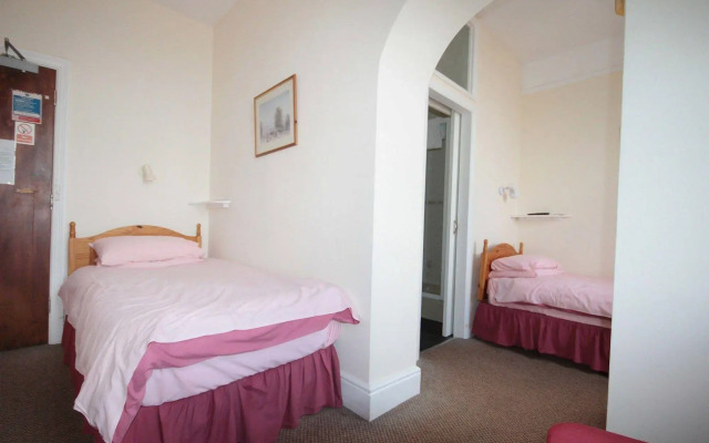 Marine Parade Hotel