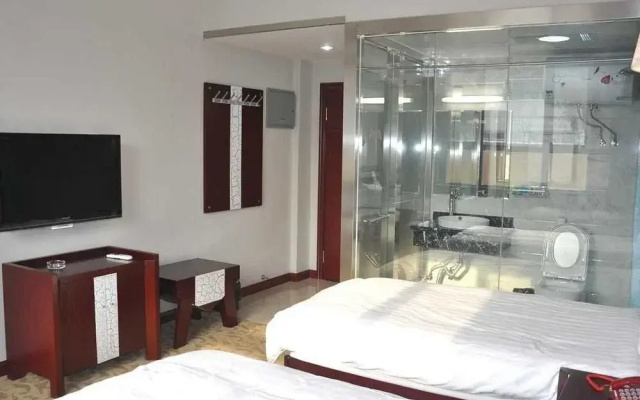 Airport Hotel