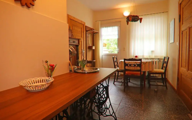 Landhauswohnung in Kroepelin mit Grossem Garten